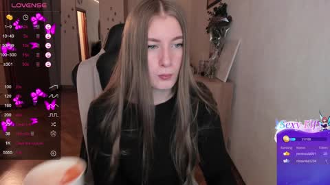 Lisa online show from December 2024 06:38:02 PM