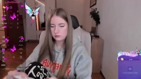 Lisa online show from February 2025 02:42:01 PM