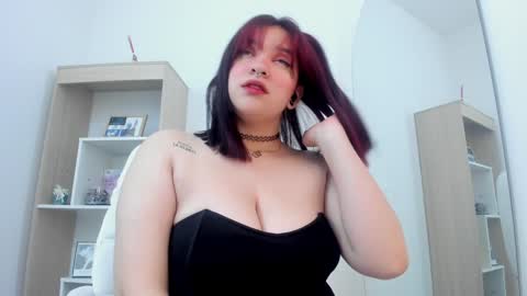 MINNI  online show from December 2024 11:39:02 AM