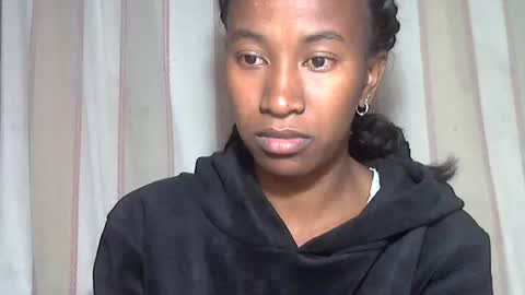 minouch211907 online show from November 2025 07:21:01 PM