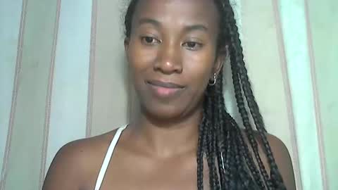 minouch211907 online show from February 2026 06:28:02 PM