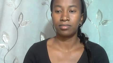 minouch211907 online show from March 2026 05:22:02 AM