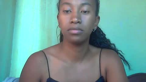 minouch211907 online show from April 2026 09:18:01 AM