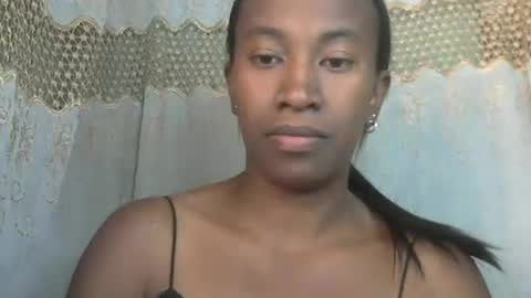 minouch211907 online show from June 2026 11:33:01 AM
