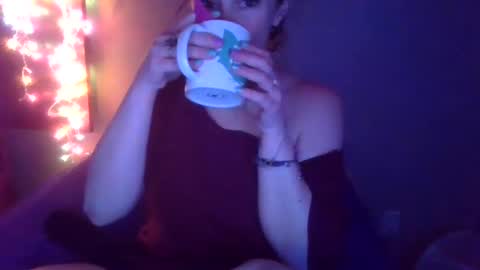 Snapshot of minxtress_macabre chatting on January 2025 09:53:01 PM minxtress_macabre online show from January 2025 09:53:01 PM