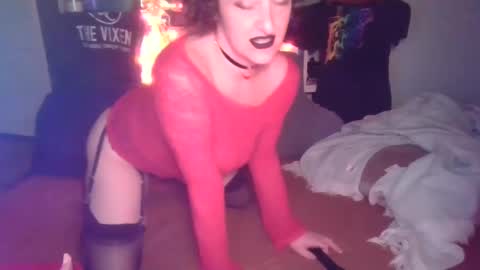 Snapshot of minxtress_macabre chatting on February 2025 03:13:02 AM minxtress_macabre online show from February 2025 03:13:02 AM
