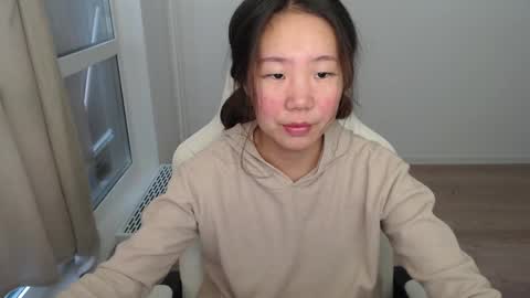 Snapshot of mira_g chatting on February 2025 07:03:01 AM mira_g online show from February 2025 07:03:01 AM