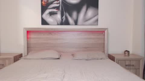 mira_jade online show from September 2025 06:24:01 PM