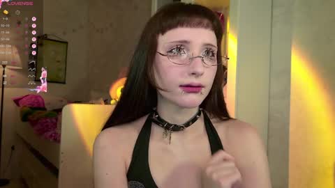 Mira online show from April 2026 10:07:02 PM