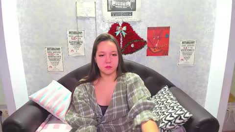 Snapshot of mira_karter chatting on December 2024 02:03:02 AM Mira online show from December 2024 02:03:02 AM