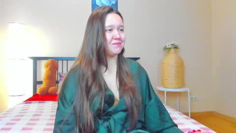 Snapshot of mira_karter chatting on February 2025 12:38:02 AM Mira online show from February 2025 12:38:02 AM