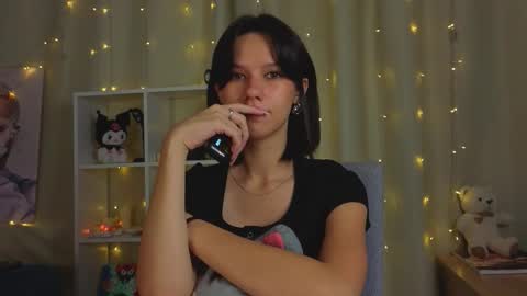 Snapshot of mira_mar chatting on September 2025 04:25:01 AM Mary online show from September 2025 04:25:01 AM