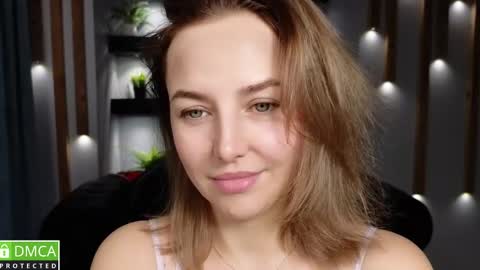 Mira online show from December 2024 01:12:01 AM