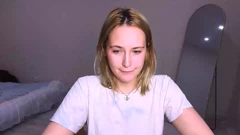 Mira online show from October 2025 05:42:01 PM