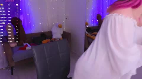 Mira  online show from April 2026 05:29:01 AM