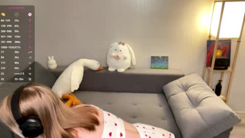 Mira online show from March 2026 09:09:01 PM