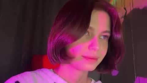 MiraLaPics online show from April 2026 09:23:01 PM