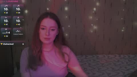 Kira online show from January 2025 08:43:01 PM