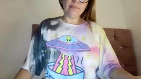 Snapshot of miranda_zacky chatting on June 2026 12:14:02 PM Miranda Indep Model Thank you very much for all your support online show from June 2026 12:14:02 PM