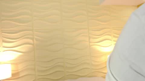 Miranda Larsson online show from June 2026 12:41:01 PM
