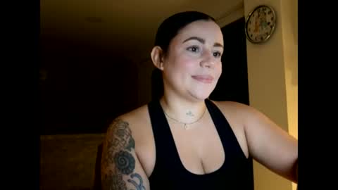 Snapshot of mirandaredd chatting on June 2026 05:48:01 AM Miranda online show from June 2026 05:48:01 AM