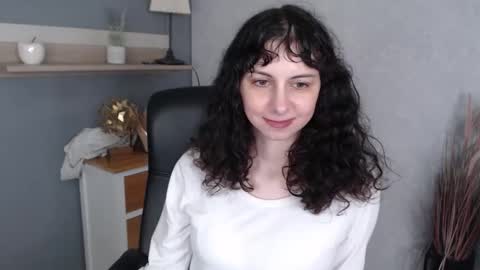 Mira online show from March 2026 06:52:01 AM