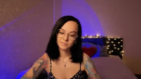 Snapshot of miraskyy chatting on June 2026 04:38:02 PM MiraSkyy online show from June 2026 04:38:02 PM