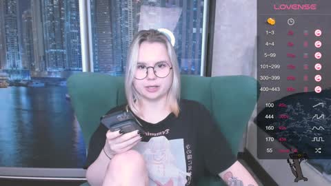 Kira online show from December 2024 07:53:02 PM