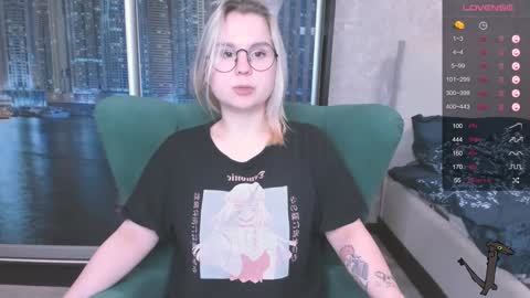 Kira online show from December 2024 06:10:02 AM