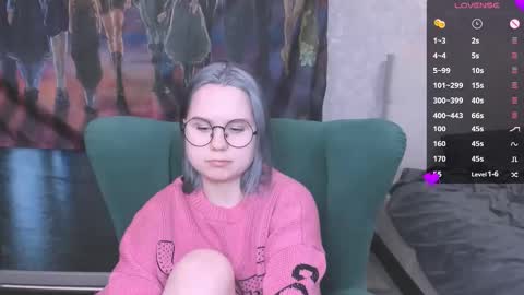 Kira online show from February 2025 09:05:02 PM