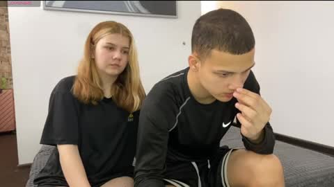 mirelcouple online show from April 2026 10:19:02 AM