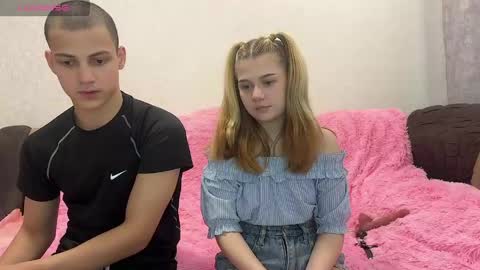 mirelcouple online show from June 2026 03:25:02 PM