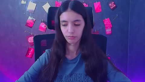 Snapshot of miri_miss chatting on April 2026 11:31:01 AM Miri online show from April 2026 11:31:01 AM