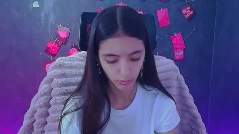 Snapshot of miri_miss chatting on May 2026 11:37:01 AM Miri online show from May 2026 11:37:01 AM