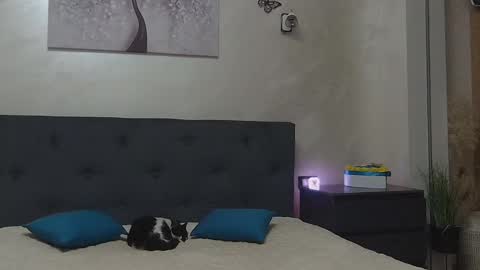 miriam04 online show from February 2025 09:59:01 PM