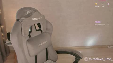 Miroslava online show from October 2025 05:57:02 AM