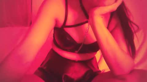 Snapshot of mirra_sins chatting on October 2025 08:40:02 PM Mirra online show from October 2025 08:40:02 PM