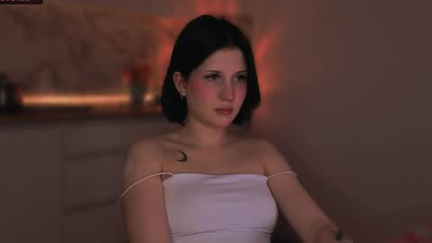 Mira online show from May 2026 09:34:02 PM