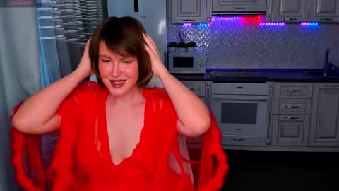 Shelley online show from March 2025 05:07:01 AM