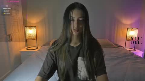 Eliza online show from October 2025 05:54:02 AM