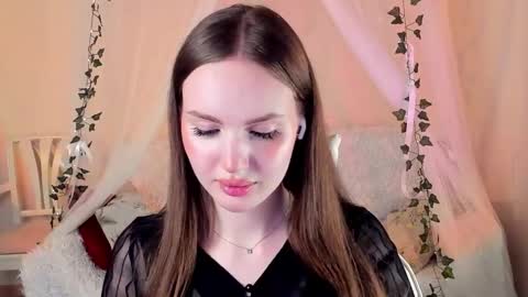 Snapshot of mish_ka3 chatting on October 2025 05:20:02 PM Misha online show from October 2025 05:20:02 PM