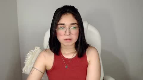 Snapshot of misha__sweet__27 chatting on January 2025 01:44:01 AM misha online show from January 2025 01:44:01 AM