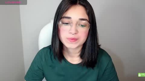 Snapshot of misha__sweet__27 chatting on February 2025 06:45:01 AM misha online show from February 2025 06:45:01 AM