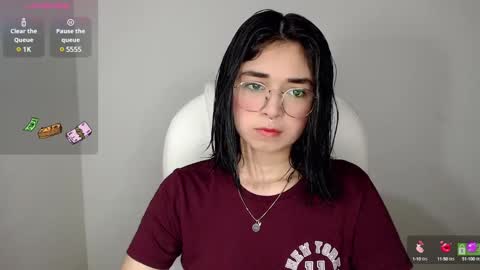 Snapshot of misha__sweet__27 chatting on February 2025 08:40:01 AM misha online show from February 2025 08:40:01 AM