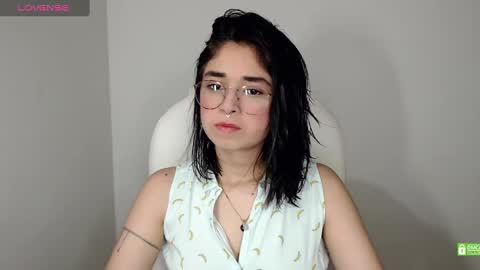 Snapshot of misha__sweet__27 chatting on March 2025 05:09:01 AM misha online show from March 2025 05:09:01 AM