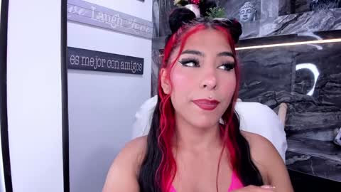 Snapshot of miss___allison chatting on December 2024 06:12:01 PM Allison online show from December 2024 06:12:01 PM