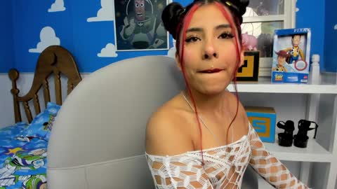Snapshot of miss___allison chatting on January 2025 11:02:01 AM Allison online show from January 2025 11:02:01 AM
