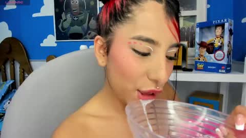 Snapshot of miss___allison chatting on February 2025 02:45:01 AM Allison online show from February 2025 02:45:01 AM