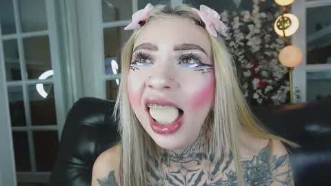 miss___angel online show from February 2026 11:16:01 AM