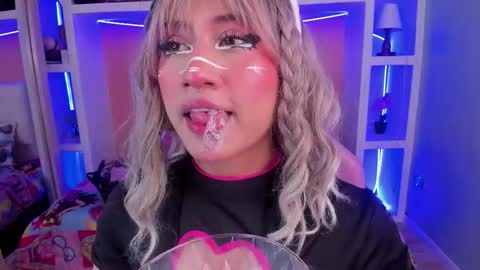 Megan online show from March 2026 02:06:01 AM